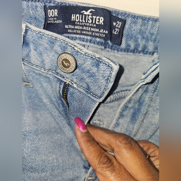 Hollister Blue Boyfriend Jeans with Distressed Rips - Picture 6 of 6